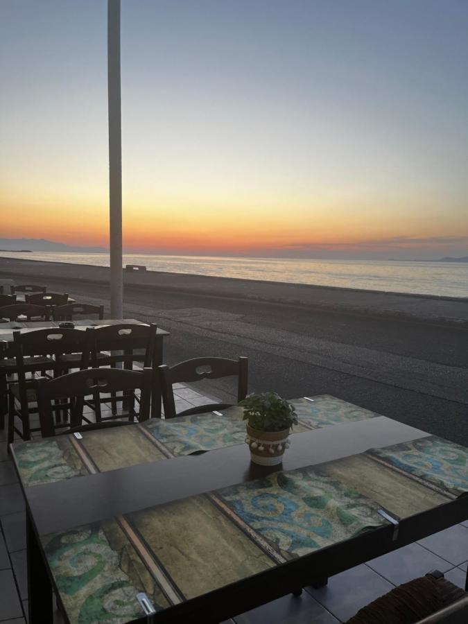 Divina Seaside Apartments By Estia Gouves Dış mekan fotoğraf