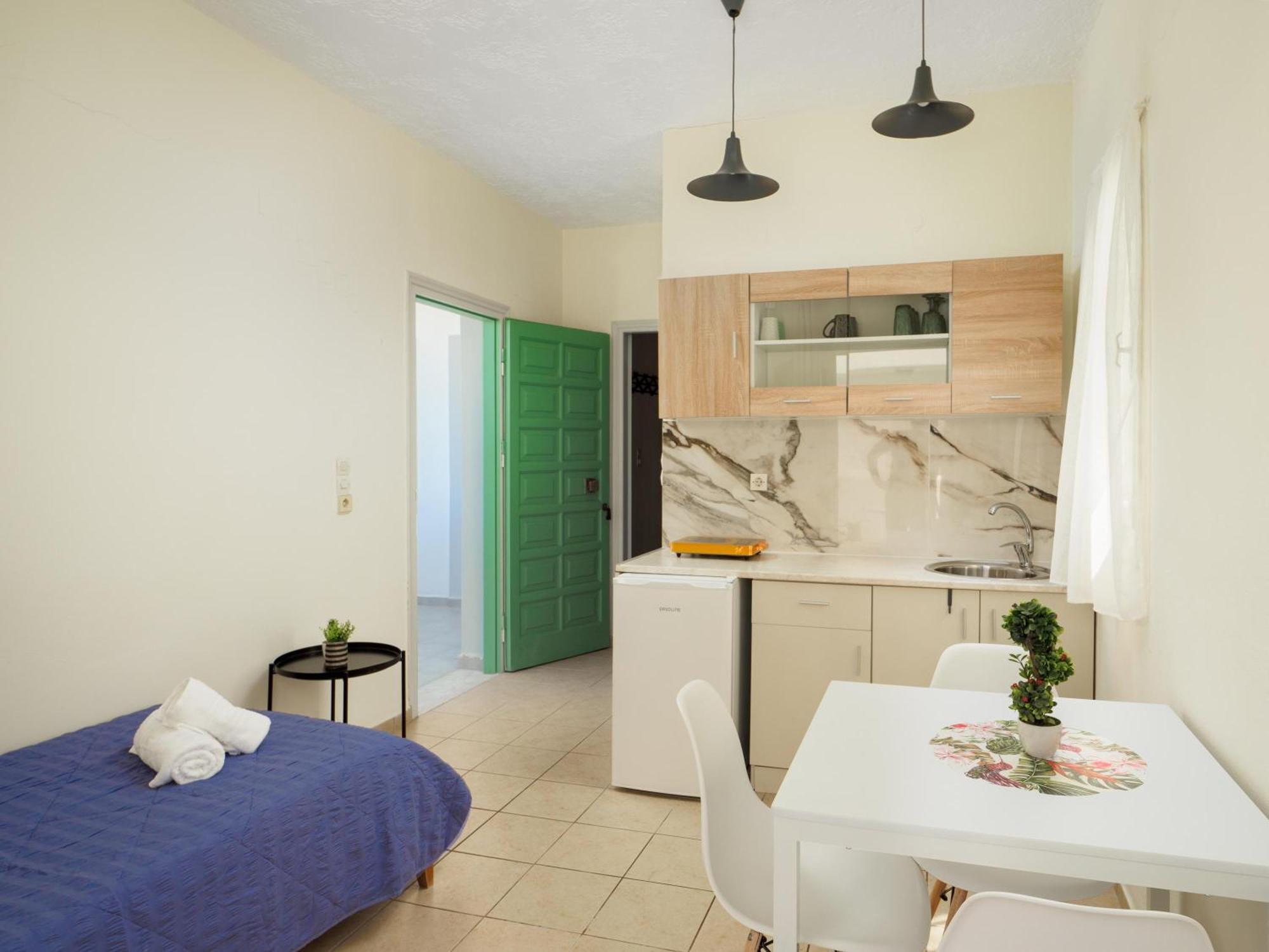 Divina Seaside Apartments By Estia Gouves Dış mekan fotoğraf